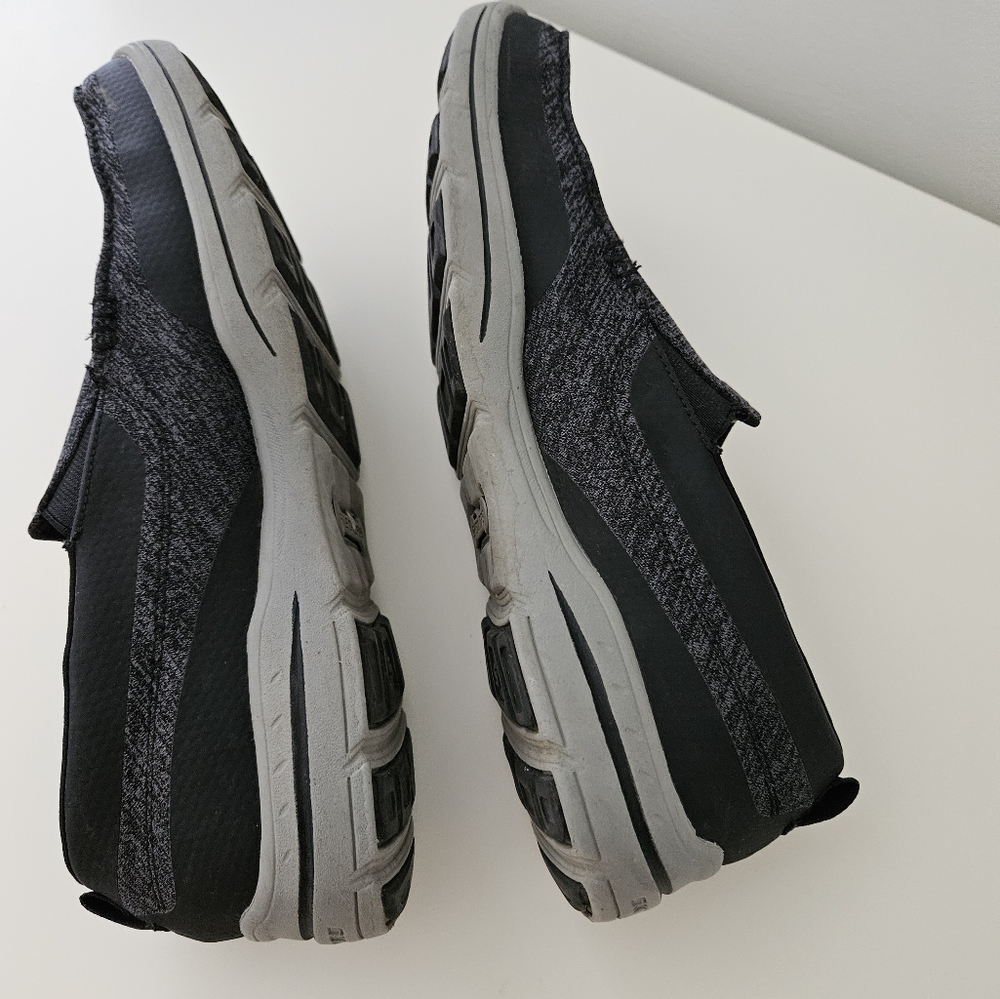 Men's Shoes Skechers View 3